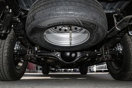 2022款江铃汽车域虎7