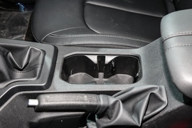 2022款江铃汽车域虎7