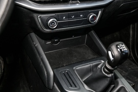 2022款江铃汽车域虎7