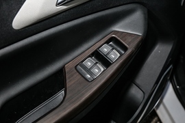 2022款江铃汽车域虎7