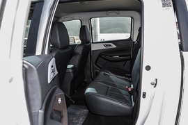 2022款江铃汽车域虎7