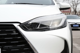2022款YARiS