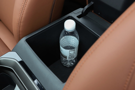   2021款起亚智跑 Ace 2.0L 精彩版