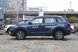   2021款起亚智跑 Ace 2.0L 精彩版