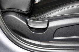 2021款起亚K5凯酷