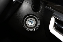 2021款起亚K5凯酷