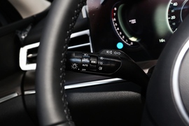 2021款起亚K5凯酷