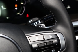 2021款起亚K5凯酷