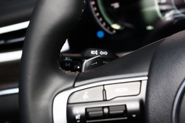 2021款起亚K5凯酷