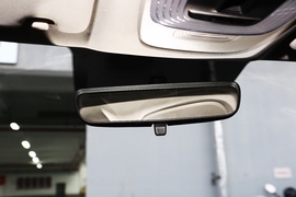 2021款起亚K5凯酷