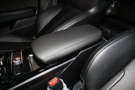 2021款起亚K5凯酷