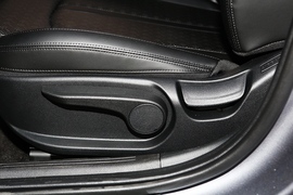 2021款起亚K5凯酷