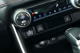 2021款丰田RAV4荣放双擎E+