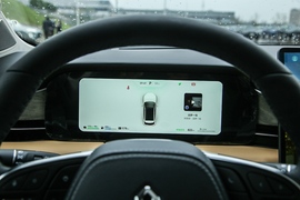 2022款AITO问界M5