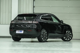 2022款AITO问界M5