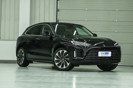 2022款AITO问界M5