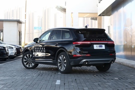   2022款林肯冒险家 2.0T 两驱尊雅版
