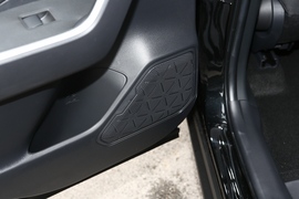 2022款丰田威兰达