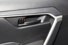 2022款丰田威兰达