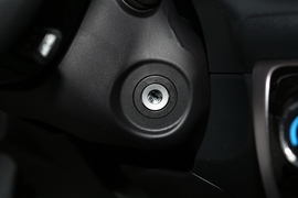 2022款丰田YARiS