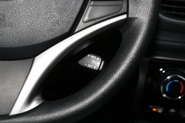 2022款丰田YARiS