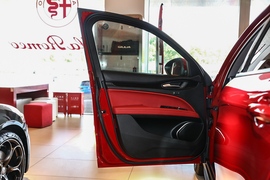 2021款阿尔法·罗密欧Stelvio