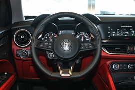 2021款阿尔法·罗密欧Stelvio