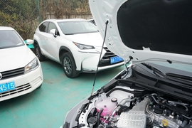 2021款丰田卡罗拉