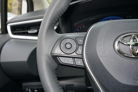 2021款丰田卡罗拉