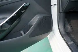 2021款丰田卡罗拉