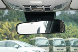 2021款丰田卡罗拉