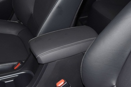 2021款丰田卡罗拉