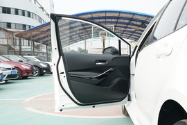 2021款丰田卡罗拉