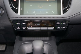 2021款丰田卡罗拉