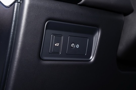 2022款路虎揽胜运动版