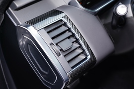 2022款路虎揽胜运动版