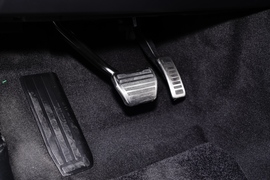 2022款路虎揽胜运动版