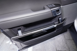 2022款路虎揽胜运动版