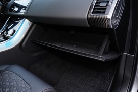 2022款路虎揽胜运动版