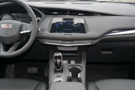 2022款凯迪拉克XT4