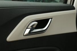 2022款江铃域虎7