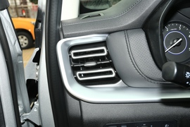 2022款江铃域虎7