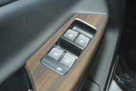 2022款江铃域虎7