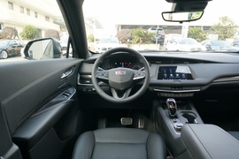 2022款凯迪拉克XT4
