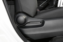 2022款丰田卡罗拉锐放