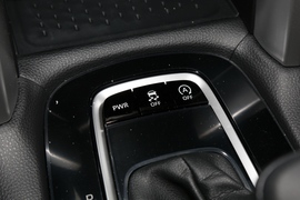 2022款丰田卡罗拉锐放