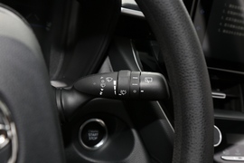 2022款丰田卡罗拉锐放