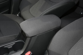 2022款丰田卡罗拉锐放