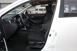 2022款丰田卡罗拉锐放