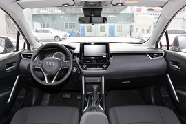 2022款丰田卡罗拉锐放